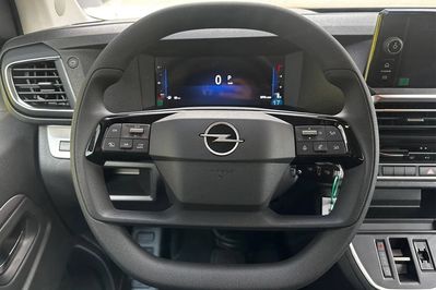 Opel Zafira Life Extra Long L2H1 Business AT8