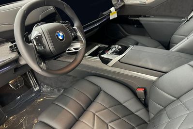 BMW Seria 7 740 xDrive M Sport