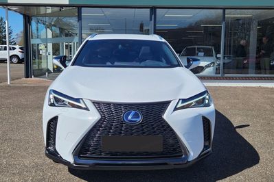 Lexus UX 300h F Sport Design Hybrid Dynamic Force