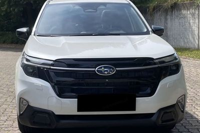 Subaru Forester e-Boxer Platinum  2.0i-L