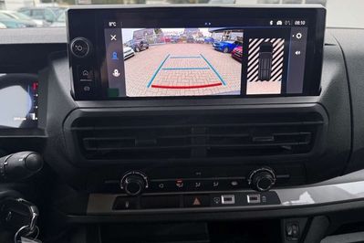 Opel Vivaro XL L2H1 EAT8 Zabudowa Brgadowa
