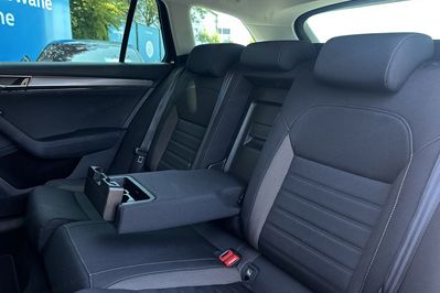 Skoda Superb TDI SCR 4x4 Scout DSG