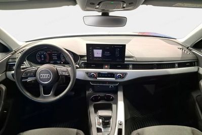 Audi A4 35 TFSI mHEV S tronic