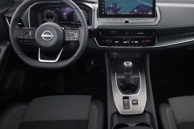 Nissan Qashqai N-Connecta 1.3 DIG-T mHEV