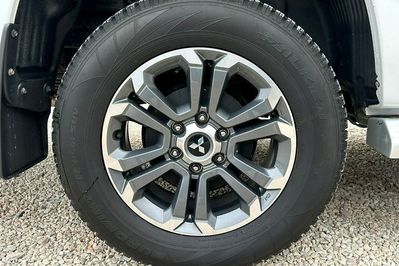 Mitsubishi L200 2.2 d Dc Instyle Plus