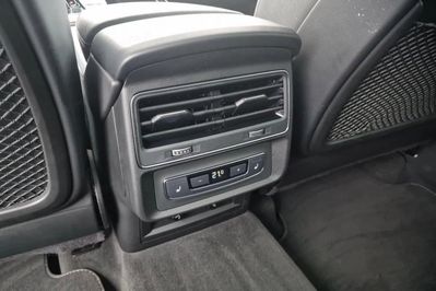 Audi Q8 55 TFSI e quattro