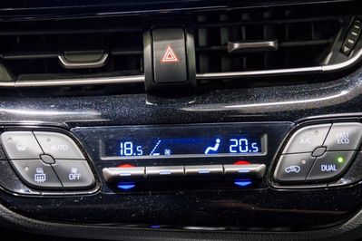 Toyota C-HR 1.8 Hybrid