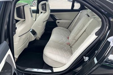 BMW Seria 7 M760e xDrive