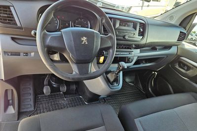 Peugeot Expert L2H1 Zabudowa brygadowa