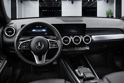 Mercedes GLB 200 7G-DCT