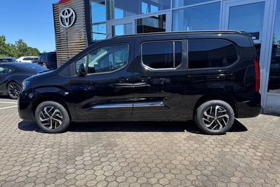 Toyota Proace City Verso Long Family