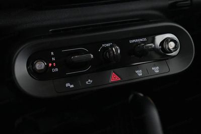 Mini Mini Cooper SE Linia Essential