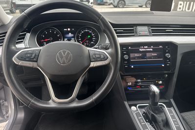 Volkswagen Passat Business 1.5 TSI  DSG