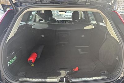 Volvo V60 B3 B Momentum Pro aut