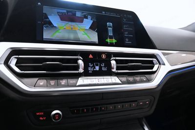 BMW Seria 3 330i xDrive M Sport sport-aut