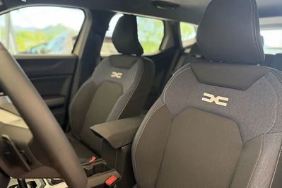 Dacia Duster Expression 1.2 TCe Hybrid-G 4x4 LPG