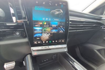 Renault Austral e-Tech 200 Iconic Esprit Alpine