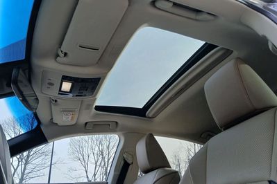 Lexus ES 300h Business Edition +