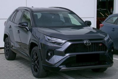 Toyota RAV4 GR Sport 2.5 Hybrid Dynamic Force