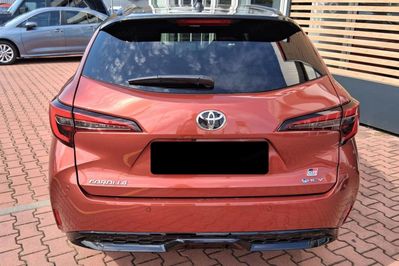 Toyota Corolla GR Sport 2.0 Hybrid Dynamic Force