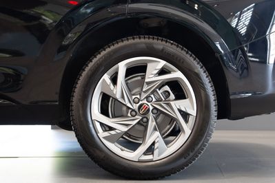 Hongqi HS3 1.5T FWD