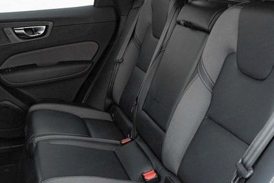 Volvo XC60 B4 B Plus Dark