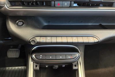 Jeep Avenger Overland 4xe 1.2 T3 mHEV eDCT6