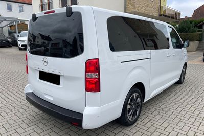 Opel Zafira Life XL L2H1 Business VIP AT8
