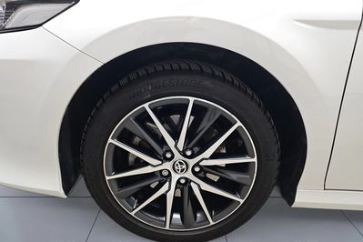 Toyota Camry 2.5 Hybrid Prestige