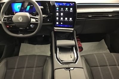 Renault Austral Techno 1.2 Hybrid AT