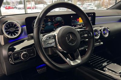 Mercedes CLA 200 mHEV AMG Line 7G-DCT