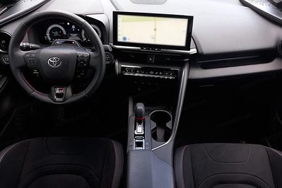 Toyota C-HR 2.0 PHEV Dynamic Force GR Sport Premiere Edition