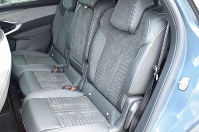 Peugeot 5008 GT e-DCS7 1.6 PHEV