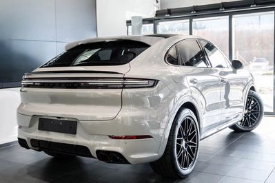 Porsche Cayenne Coupe Black Edition
