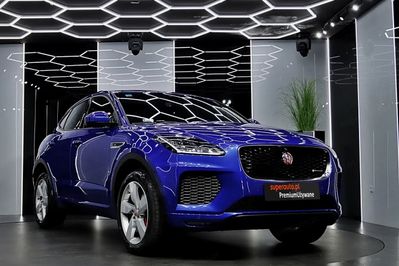 Jaguar E-Pace 2.0 i4P AWD R-Dynamic SE