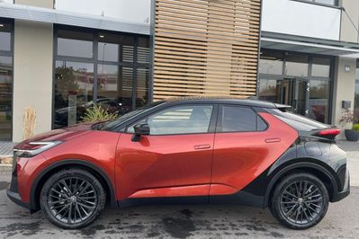 Toyota C-HR Tokyo Edition 2.0 PHEV Dynamic Force