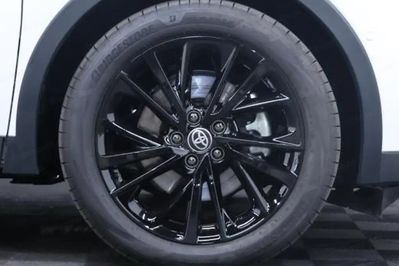 Toyota C-HR GR Sport 2.0 Hybrid Dynamic Force Plug-in