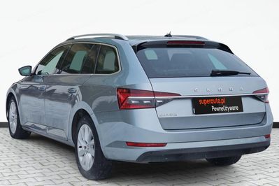 Skoda Superb 2.0 TDI Style DSG