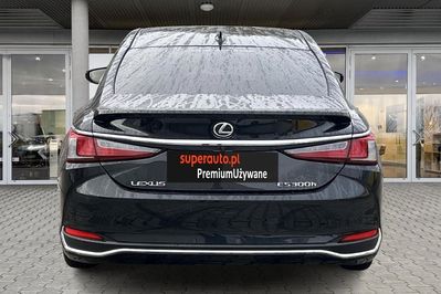 Lexus ES 300h Business Edition