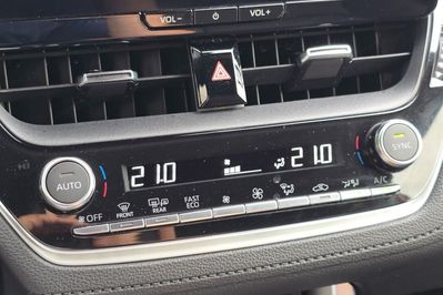 Toyota Corolla Cross 2.0 Hybrid Style