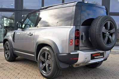 Land Rover Defender 90 P400 SE