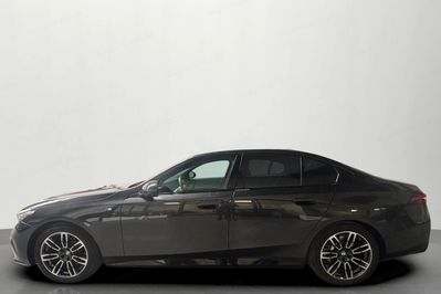 BMW Seria 5 520d xDrive M Sport