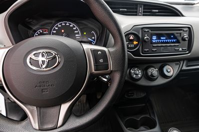 Toyota Yaris Active