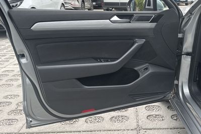 Volkswagen Passat Business 1.5 TSI EVO DSG