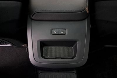 Volvo XC60 T6 Plug-In Hybrid AWD Plus Bright