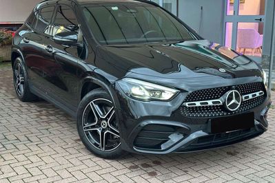 Mercedes GLA 220 4-Matic AMG Line