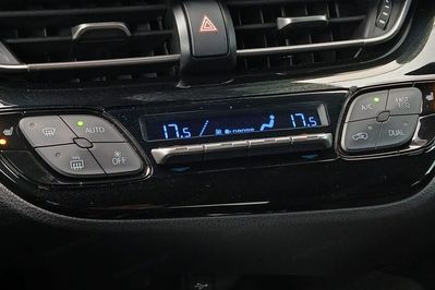 Toyota C-HR 1.8 Hybrid Prestige