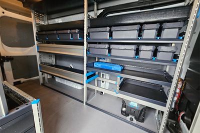 Ford Transit Custom L2H2 Zabudowa Warsztatowa