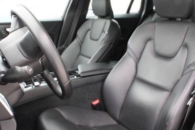 Volvo V60 B4 D Momentum Pro