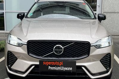 Volvo XC60 B5 B AWD Plus Dark